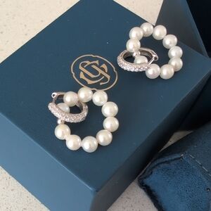 3 in 1 Style - Sophisticated Silver Pearl Circle Earrings